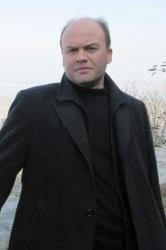 https://encrypted-tbn2.gstatic.com/images?q=tbn:ANd9GcQ_1gKOlakYtztOUPgJ1Fg83HElMrpUA2bMGSdl-YwlUj-h2SUmNg