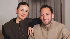 Hakan Çalhanoğlu'ndan evlilik tavsiyesi