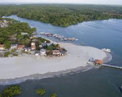 Imagem de praias do Pará carnaval Salinas Algodoal Bragança Belém turismo