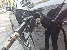 Giá xăng dầu hôm nay 7.7: Đồng loạt giảm mạnh