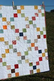 Résultat de recherche d'images pour "scrappy irish chain quilt pattern"