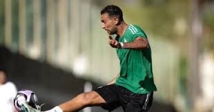 الاتفاق يسعى لتعميق جراح الفتح في الدوري السعودي.. وظهور محتمل لكوكا