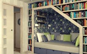 Resultado de imagem para decoração de quarto com livros