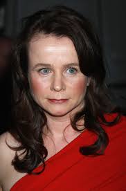 Emily Watson arrives at the London Evening Standard British Film Awards 2011 at the Marriot Hotel on February 7, ... - Emily%2BWatson%2BLondon%2BEvening%2BStandard%2BBritish%2B7hhaa-6JSIel