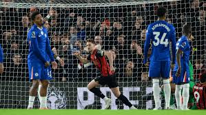 Spoils shared in chaotic Stamford Bridge draw
