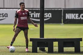 Corinthians anuncia contratação do inglês Jesse Lingard, ex-Manchester United e seleção da Inglaterra
