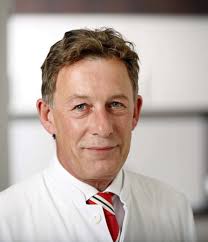 Unser Experte: Professor Jochen Kußmann, Chefarzt der Klinik für endokrine ...