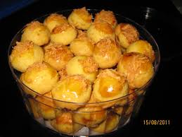 Image result for gambar kue kastengel keju