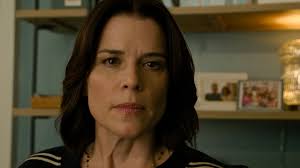 Neve Campbell & Kevin Williamson Talk Sidney’s Journey in ‘Scream 7’ Featurette