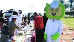 طالباً يحتفون مع «إطعام» بـ«عالمي