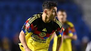 Cáceres rompe el silencio y defiende a Henry Martín🎦