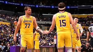 Luka Dončić connects from deep - NBA.com