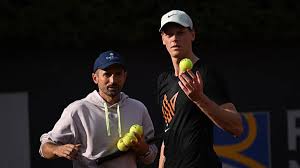 Vagnozzi reveals how his first practice session with Sinner went: "What he felt on the court was very similar to what I saw from the outside"
