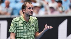 Medvedev surrenders to Alcaraz and Sinner: 