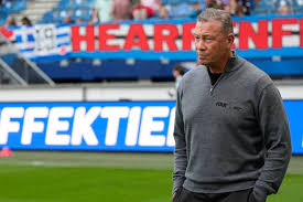 LIVE eredivisie | Jordy Clasie keert na blessure terug in basis AZ, foutloze Alkmaarders op bezoek bij worstelend Heerenveen
