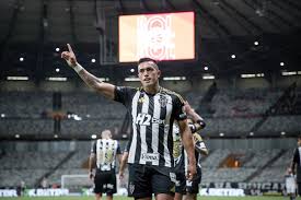Cuello Choca! Tornozelo Vira Drama no Galo na Sul-Americana! - Imagen principal del artículo