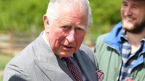 Carlos III, regreso a la memoria: un rey entre kilts, recuerdos y tiendas de ultramarinos