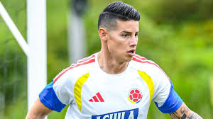 “James tuvo un pequeño dolorcito que lo alejó de un par de entrenamientos, pero está bien”