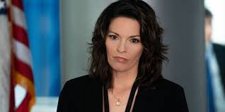 I'm Thankful For Isobel's FBI Season 7, Episode 17 Decision, But I'm Still Worried About Her Future