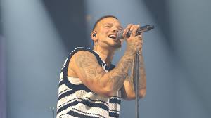 Kane Brown Releases Electrifying Summer Anthem '2 Pair'