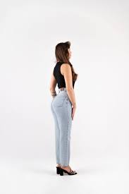 mom jeans light blue - jeansy wąskie w talii