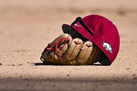 Razorbacks Faceoff Against Bulldogs: Baseball Showdown