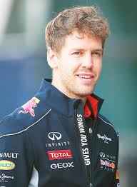 <b>...</b> Vettel (Bild) oder der Meistertuner <b>Sidney Hoffmann</b> nicht nehmen, <b>...</b> - 13713_Sebastian%2520Vettel