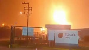Autoridades revelan causas del incendio en una refinería de Pemex en Tabasco, México