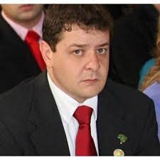 PF aponta imputação 'sem lastro' contra Lulinha em relatório para Mendonça
