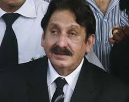 Chief Justice Iftikhar Muhammad Chaudhry has cast his vote in Quetta, after which, he said the election process proves the supremacy of law and Constitution ... - iftichaudhryreuters-290