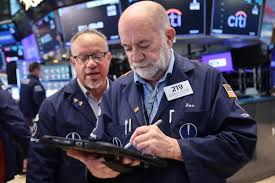 Latest stock market news today highlights S&P 500 and Dow Jones performance