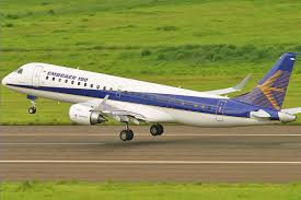 Primeiro Embraer E190 da história é desmontado em ferro-velho para virar etiquetas de bagagem