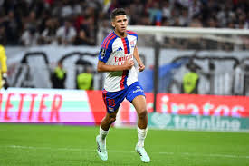 Khalis Merah à la pointe de l'attaque : la composition de l'OL contre Crystal Palace en Ligue Europa — L'Équipe
