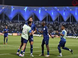 الفتح يتغلب على الاتفاق بثنائية في دوري روشن