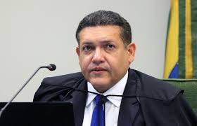 STF prepara terreno para atuação em eleições e desafia TSE liderado por Nunes Marques