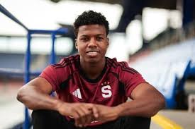 Vasco fez proposta pelo atacante equatoriano John Mercado, do Sparta Praga
