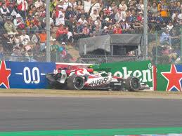 British F1 star fortunately limps away after horror crash in Japan Grand Prix