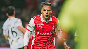 Rodrigo Zalazar converte penálti e mas Adrian Barisic marca auto-golo e o Dérbi do Minho já está empatado a uma bola