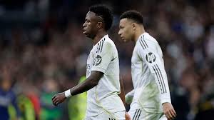 Real Madrid Fans Boo Mbappé and Vinícius Jr.: Why?