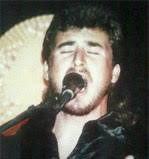 Gregorio Moya Lara Nació hace 28 años en Argamasilla de Alba. Comenzó su andadura como cantaor flamenco en el año 2003, participando en diversos concursos y ... - GregorioMoya