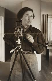 Résultat de recherche d'images pour "lola alvarez bravo photographe"