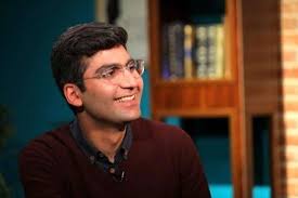 ببینید | شوخی «مرد سه هزار چهره» با سروش صحت و مجتبی شکوری