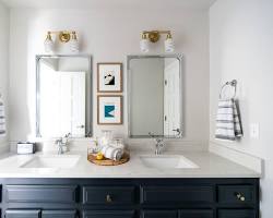 Image of Nautical bathroom