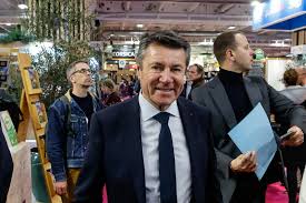 Accident de la route entre Christian Estrosi et un cycliste professionnel à Megève : l'ancien maire de Nice s'explique — Le Dauphiné Libéré
