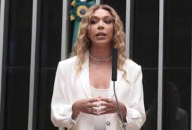 Pedido de vista adia análise da PEC do fim da escala 6×1 na CCJ