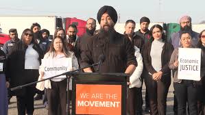 California Trucking License Dispute Impacts Immigrant Drivers