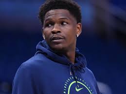 Anthony Edwards baby mamas unite in court battle