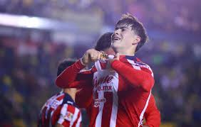 Chivas vs. Toluca: Duelo Clave en el Estadio Akron por la Liga MX - Imagen principal del artículo