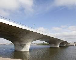 reinforced concrete bridge
