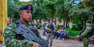 Estado de Conmoción Interior en Colombia: ¿Qué es y Cuándo se Aplica? - Imagen principal del artículo
